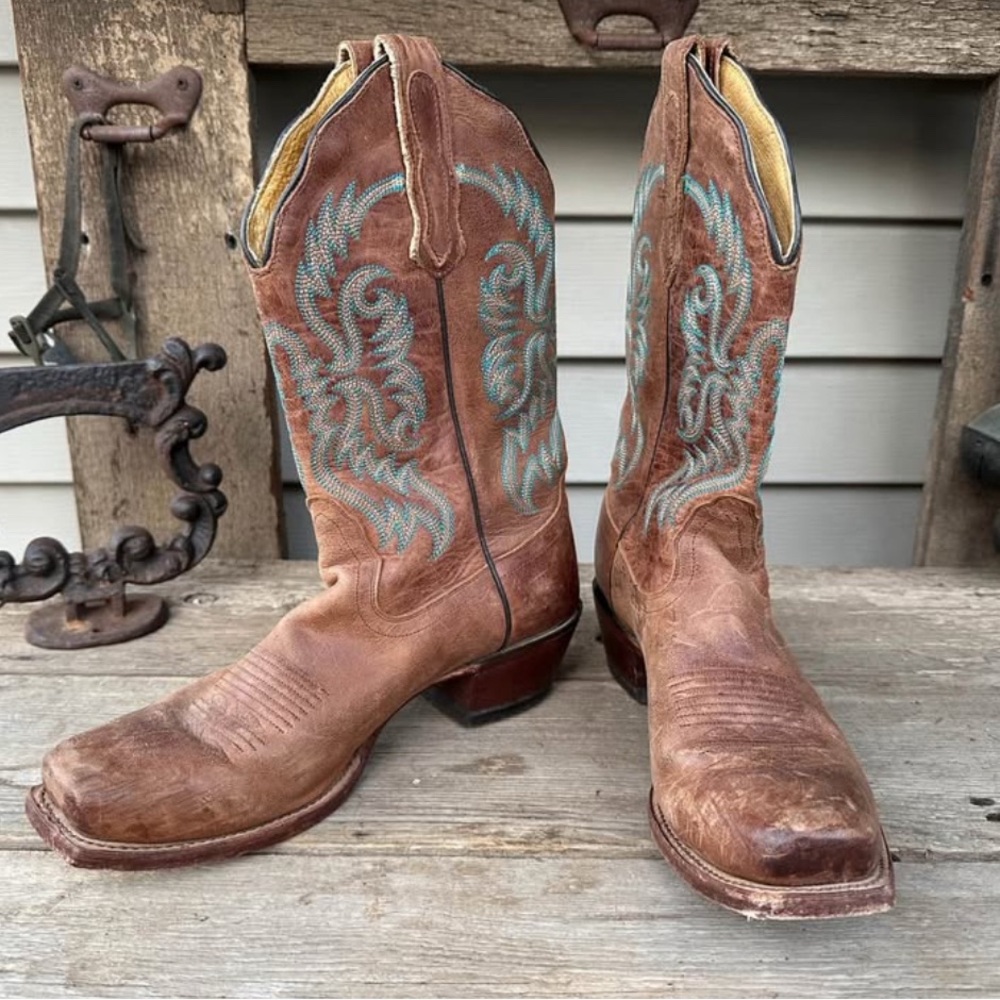 Ladies 8 1/2 Nocona Western Cowboy Boots
